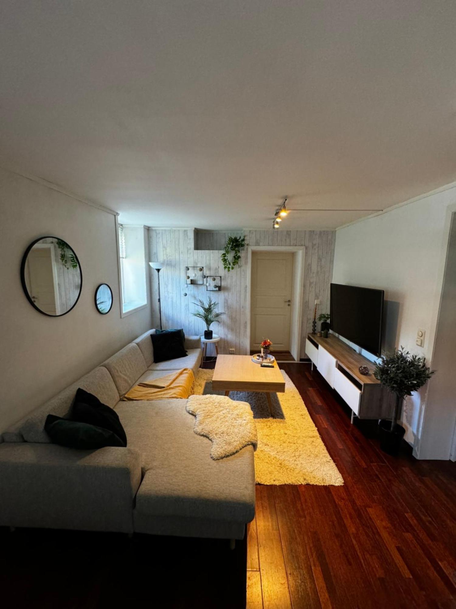 Appartamento Central, 2 Bedroom, Free Parking *